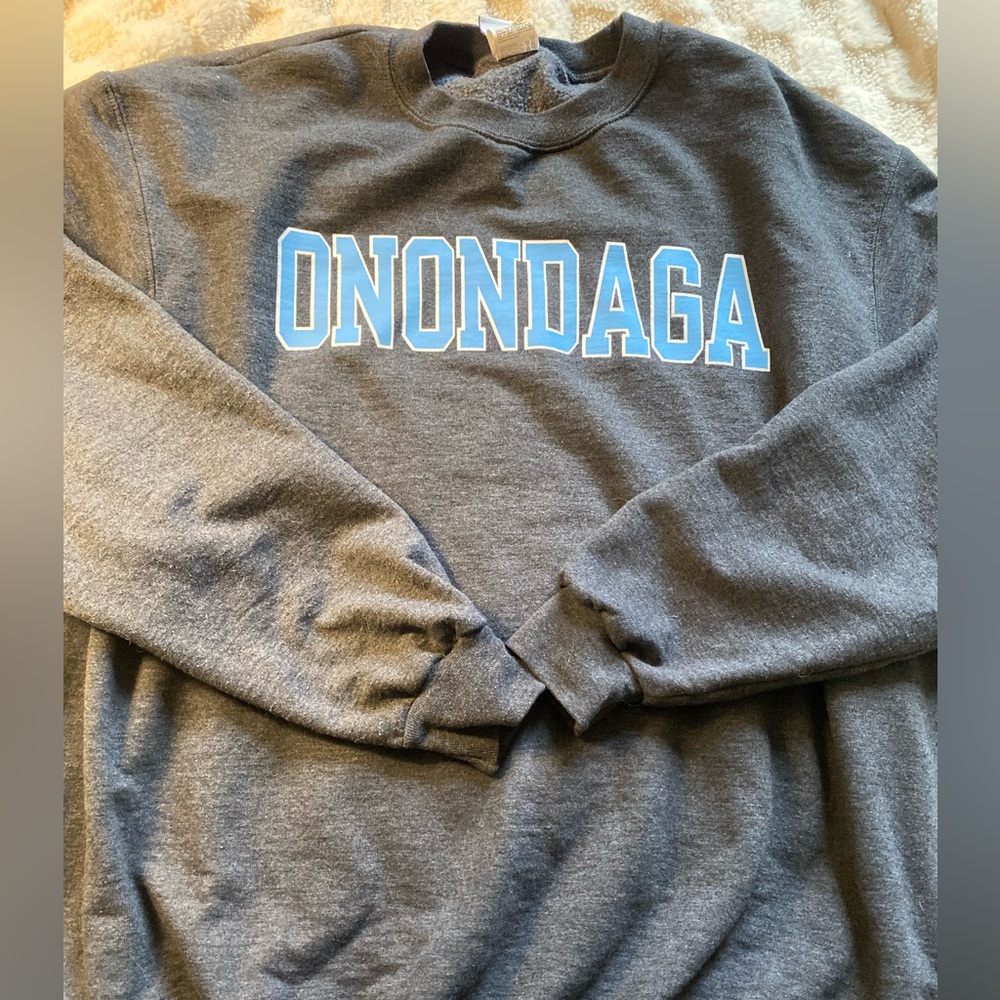 Onondaga crew neck